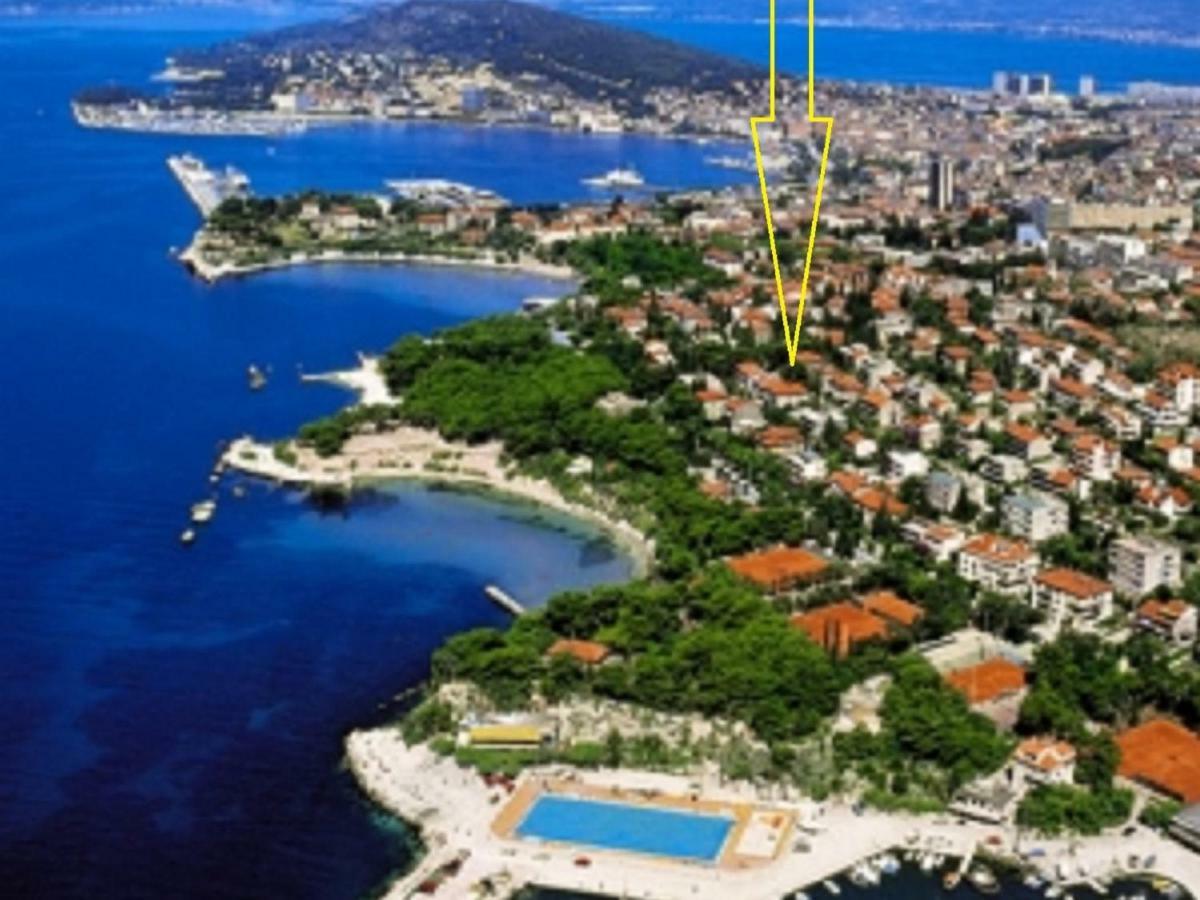 Holiday Home Aspalathos - With Free Parking, Near The Beach, A Few Minutes' Walking Distance To The Unesco Palace Split Eksteriør billede