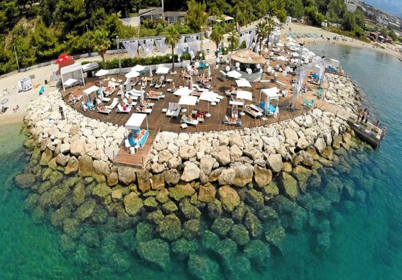 Holiday Home Aspalathos - With Free Parking, Near The Beach, A Few Minutes' Walking Distance To The Unesco Palace Split Eksteriør billede