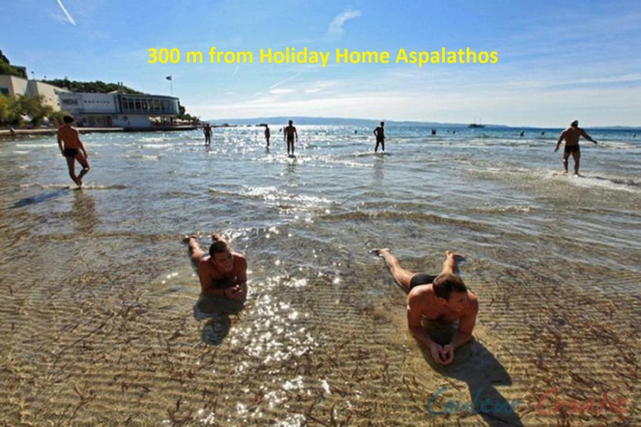 Holiday Home Aspalathos - With Free Parking, Near The Beach, A Few Minutes' Walking Distance To The Unesco Palace Split Eksteriør billede